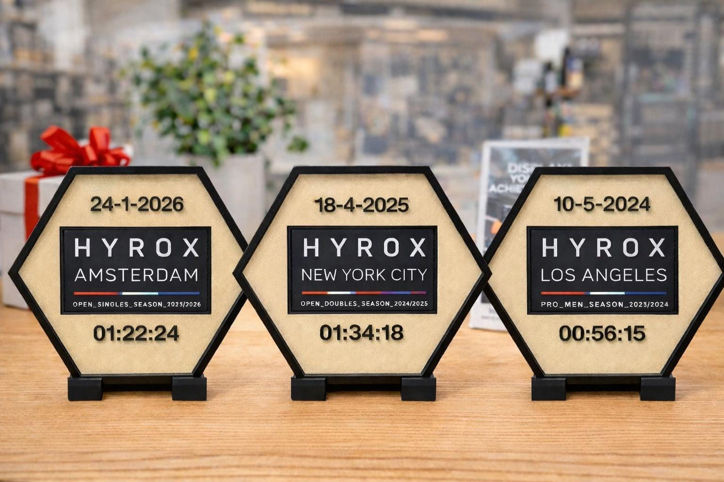 HYROX-patchdisplay zeshoek seizoen 2025-2026